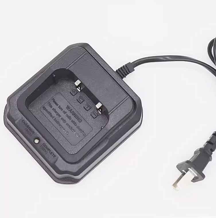 S51 8.4V 0.5A AC adapter